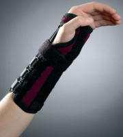 Ортез фиксирующий на запястье Ortex ОРТЕКС 07, длина 22 см, левый